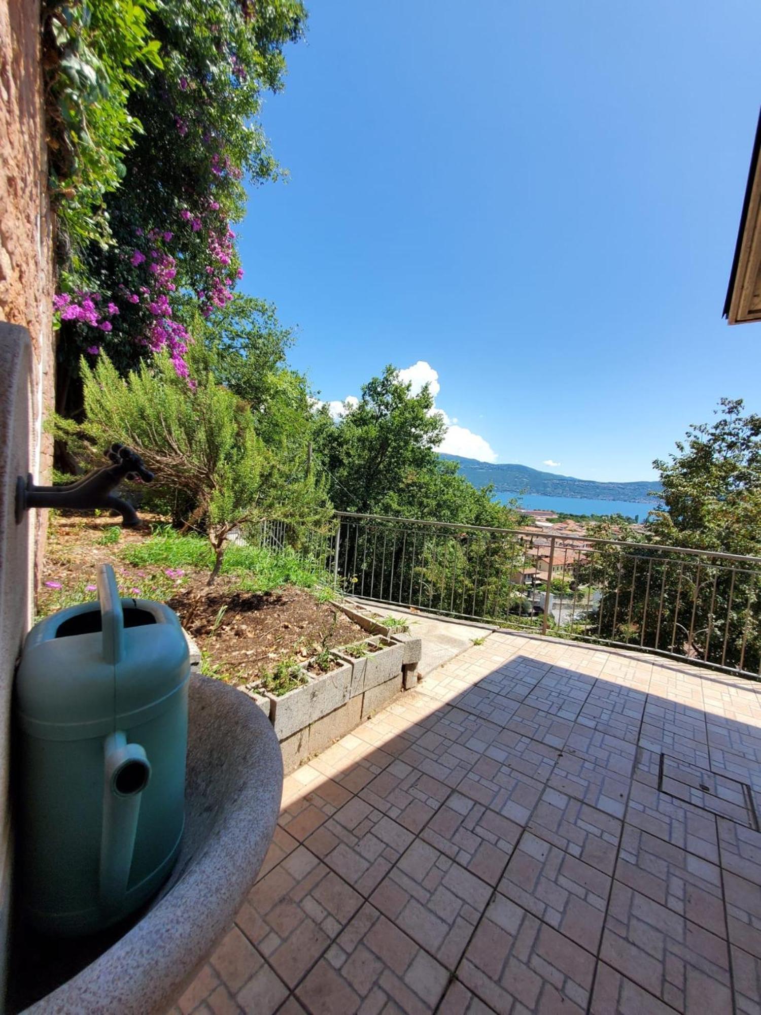 Garda Sunshine Apartment Toscolano Maderno Exterior photo